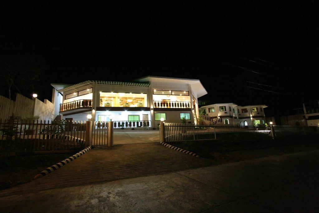 Coron Hilltop View Resort Bagian luar foto